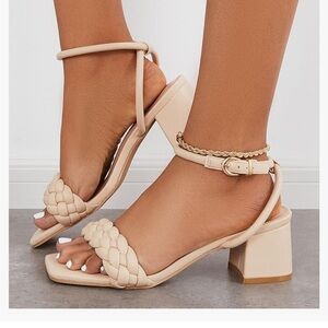 Elegant Tan Women's Sandals